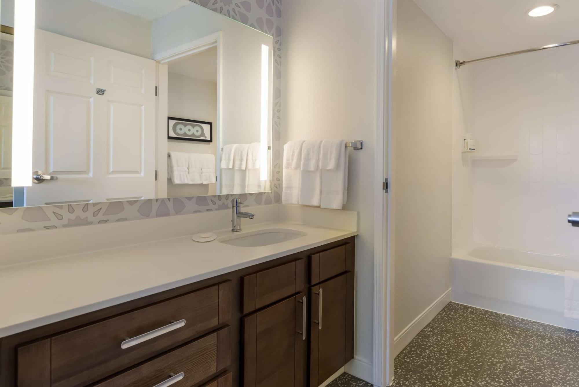 Sonesta Es San Francisco Airport Oyster Point Waterfront 3*